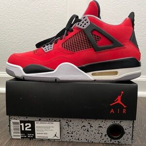 AIR JORDAN RETRO 4 TORO/ fire red white black cement grey/ size 12